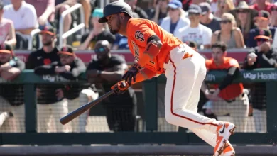 Giants' Luis Arraez swings the bat like Warriors' Steph Curry shoots free throws