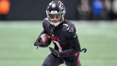 Giants add WR Darnell Mooney on one-year contract, sources say