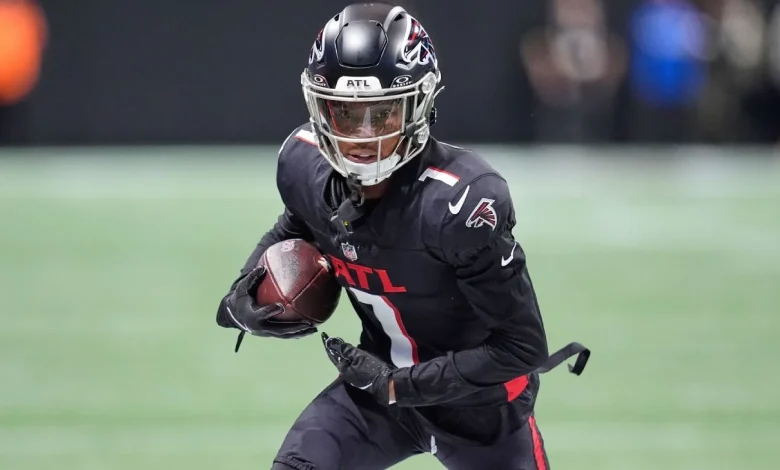 Giants add WR Darnell Mooney on one-year contract, sources say