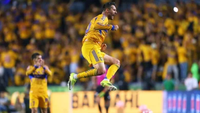 Gignac se viste de héroe para Tigres en el Clásico Regio