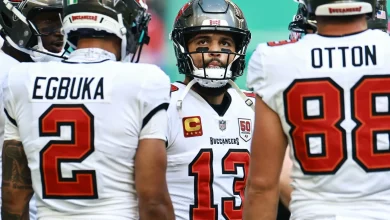 Glazer family bids farewell to Mike Evans