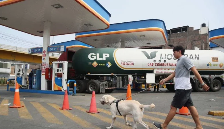 Gobierno de Perú anuncia teletrabajo y clases virtuales en Lima y Callao debido al racionamiento de gas