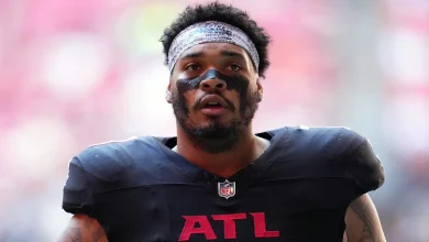 'Good luck with that clown show over there'