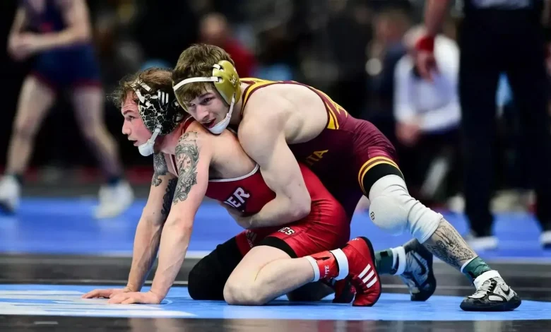 Gopher Trio Headed to Quarterfinals of NCAA Championships