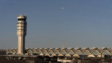 Ground stop at 3 DC-area airports lifted after halting due to ‘strong chemical smell’