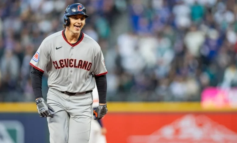 Guardians Defeat Mariners for Opening Day Win