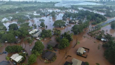 Hawaii dam at risk of ‘imminent’ failure as catastrophic flash flooding hits Oahu