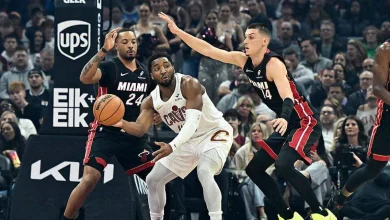 Heat makes change to starting lineup, snaps five-game skid with road win over Cavs. Takeaways