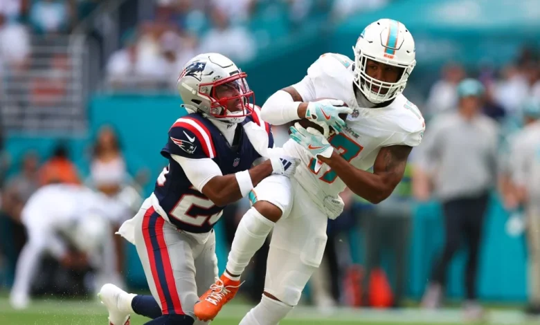 How Jaylen Waddle trade impacts Patriots’ outlook with A.J. Brown