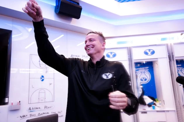 How Lee Cummard is building a stronger BYU women's basketball program – Deseret News