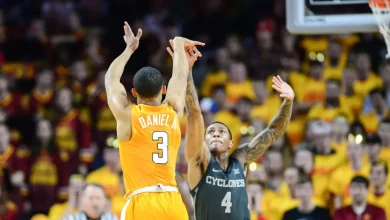 How to buy Tennessee vs. Michigan Elite 8 NCAA Tournament tickets now