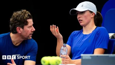 Iga Swiatek: Six-time major winner parts with coach Wim Fissette after early Miami Open exit