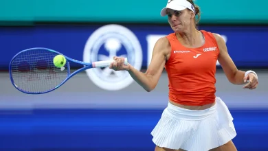 In Miami, Linette ends Swiatek’s 73-match opening win streak