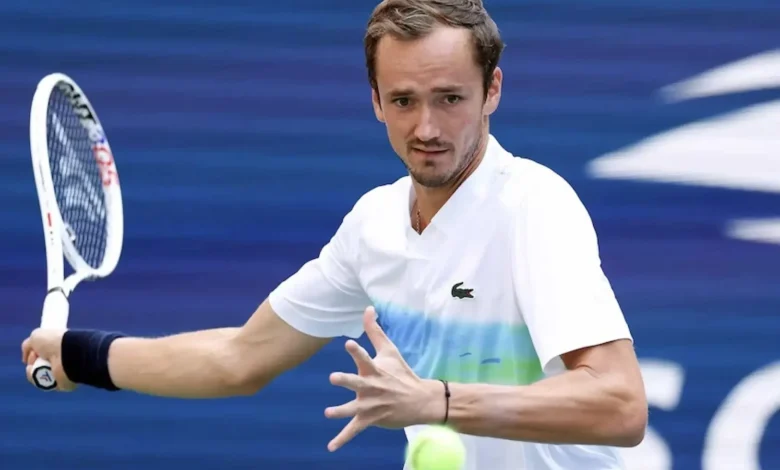 Indian Wells R2 previews and predictions: Medvedev vs. Tabilo, Humbert vs. Michelsen