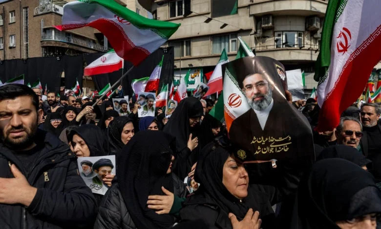 Iran won't surrender "in a million years," analyst says, warning regime could push for nuclear weapons