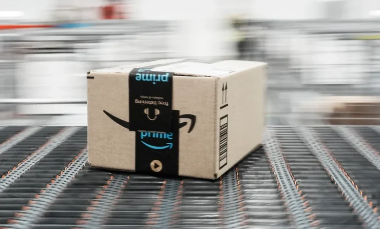 Is Amazon down right now? Users have problems at checkout