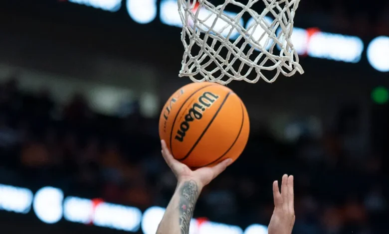 Ja'Kobi Gillespie hometown, Tennessee basketball guard history in March Madness