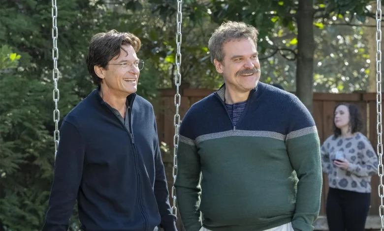 Jason Bateman’s HBO show wants to be the new White Lotus. Welp.