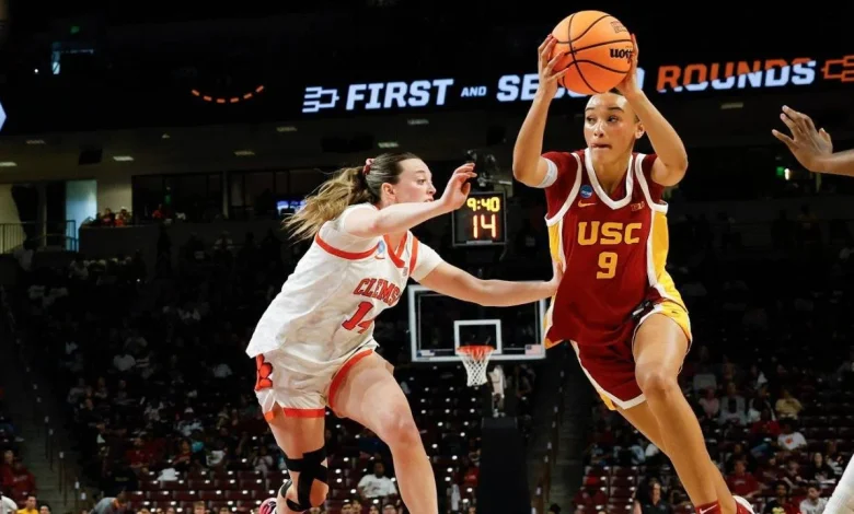 Jazzy Davidson's 31 leads USC past Clemson in overtime