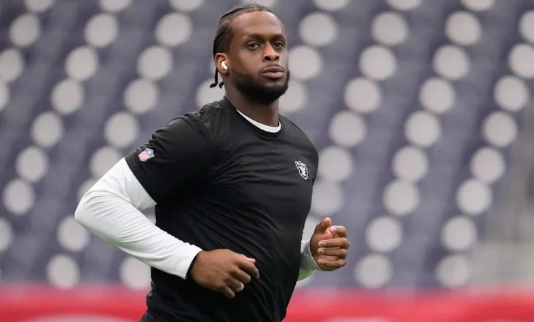 Jets HC Aaron Glenn has 'no doubt' Geno Smith will be New York’s starter: 'He's our guy'