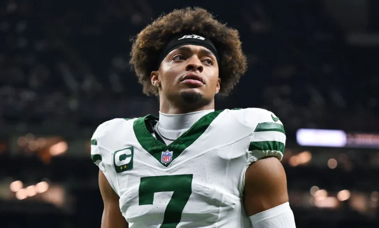 Jets set to trade QB Justin Fields to Chiefs, sources say
