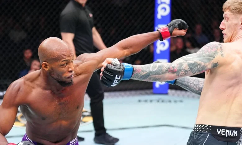 Joe Rogan blames matchmakers for ‘crazy bad fight’ between MVP, Sam Patterson at UFC London