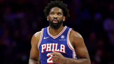 Joel Embiid returns from oblique strain as 76ers host Bulls