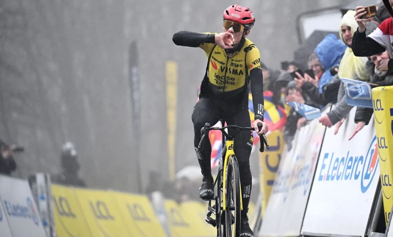 Jonas Vingegaard explains the thinking behind his DIY Paris-Nice bib tights