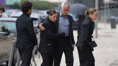 José Mourinho, Rui Costa e Real Madrid no velório de Silvino Louro (fotos)