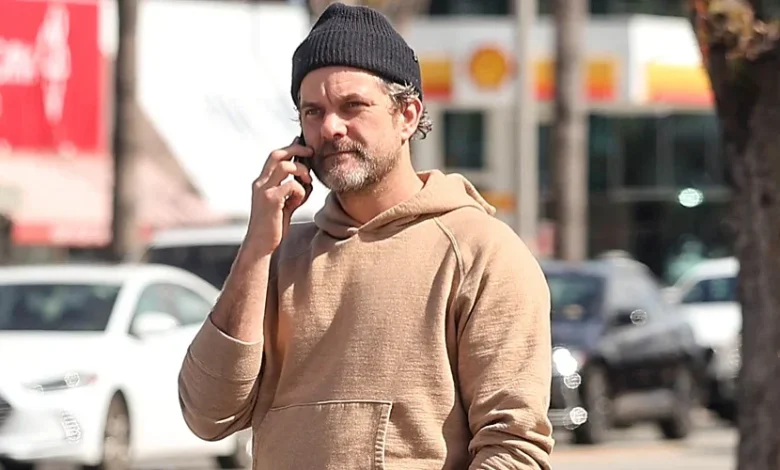 Joshua Jackson Runs Solo Errands During Los Angeles Outing