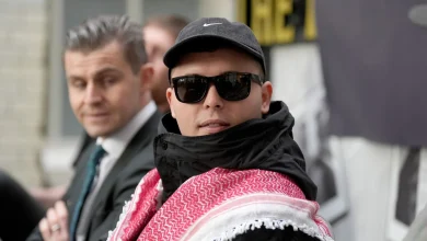 Judges uphold decision to drop terrorism case against Kneecap member