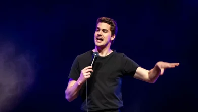 Juste pour rire s’associe à Julien Lacroix