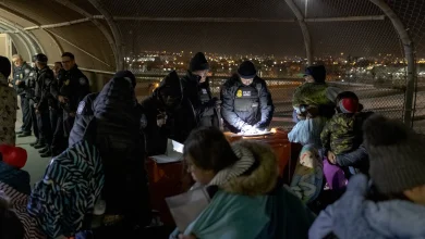 Justices seem inclined to revive Trump policy blocking migrants at border - The Washington Post