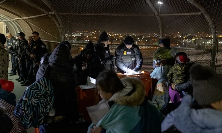 Justices seem inclined to revive Trump policy blocking migrants at border - The Washington Post