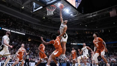 Kaufman-Renn tips in game-winner to send No. 2 seed Purdue past 11th-seeded Texas 79-77 in Sweet 16