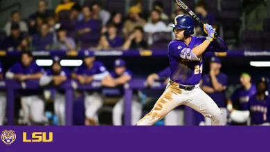 Kentucky Opens Series with 7-4 Win over LSU