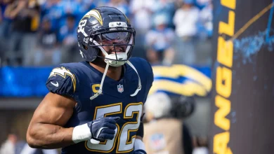 Khalil Mack stays with Chargers on a one-year deal