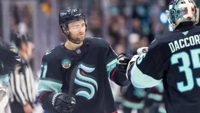 Kraken taking Shane Wright trade risk in latest NHL rumors