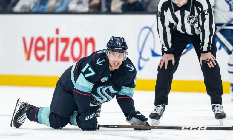 Kraken’s Jaden Schwartz exits game after taking skate to face