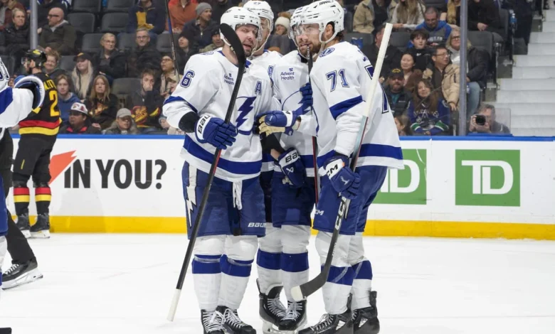 Kucherov has 3 points, Lightning power past Canucks