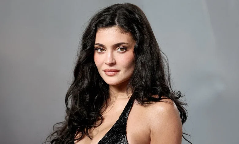 Kylie Jenner enjoys tropical vacation while listing Hidden Hills home for $20.25M