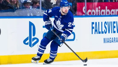 LA Kings acquire forward Scott Laughton from Toronto in exchange for conditional third-round pick