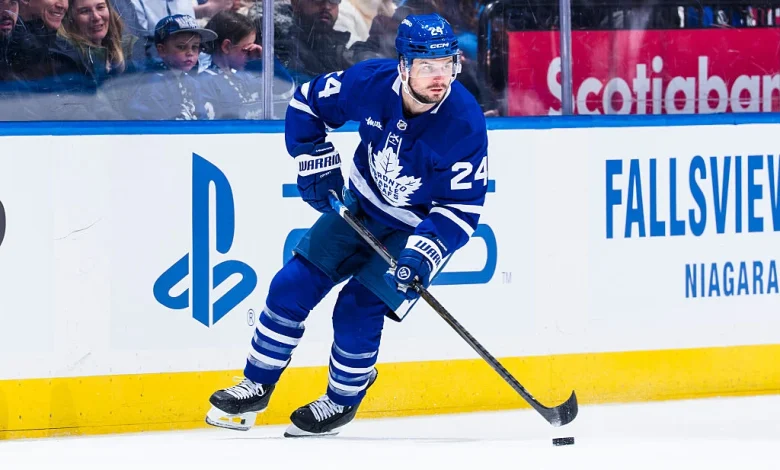 LA Kings acquire forward Scott Laughton from Toronto in exchange for conditional third-round pick