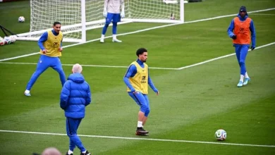 Les Bleus avec Warren Zaïre-Emery d'entrée face à la Colombie