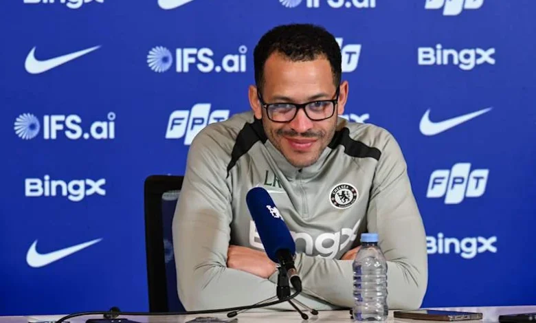 Liam Rosenior delivers the latest Chelsea team news ahead of Aston Villa | News | Official Site