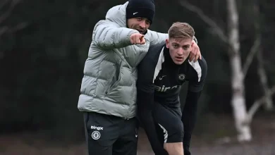 Liam Rosenior on Liam Delap’s quality and the importance of healthy competition | News | Official Site