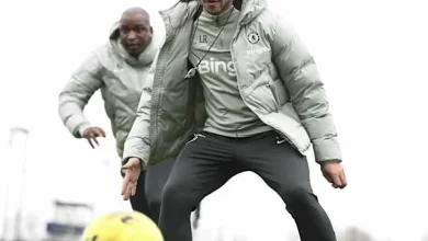 Liam Rosenior on balancing tactical evolution with physical realities | News | Official Site