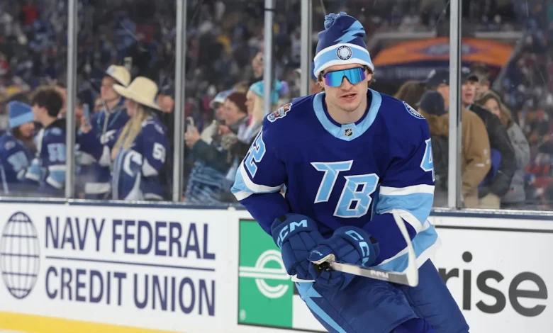 Lightning Place Curtis Douglas on Waivers Ahead of NHL Trade Deadline