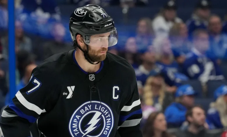 Lightning's Victor Hedman exits vs. Canucks with undisclosed injury