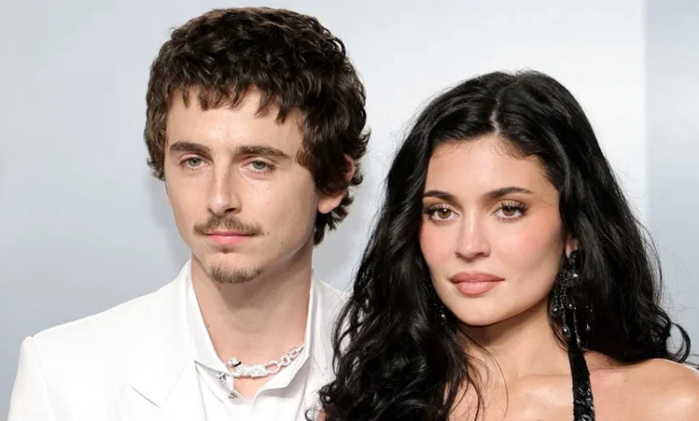 Lip Reader Decodes Alleged Conversation Between Kylie Jenner and Timothée Chalamet at Oscars 2026 | 2026 Oscars, Kylie Jenner, Timothee Chalamet | Celebrity News and Gossip | Entertainment, Photos and Videos